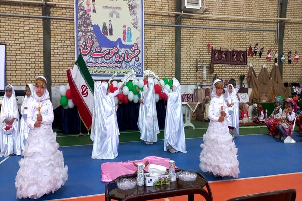 برگزاری جشنواره هویت‌های ملی اسلامی کودکستان‌های شهرستان فاروج