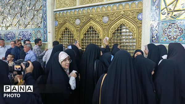 آیین غبارروبی حرم حضرت معصومه(س) با حضور اصحاب رسانه