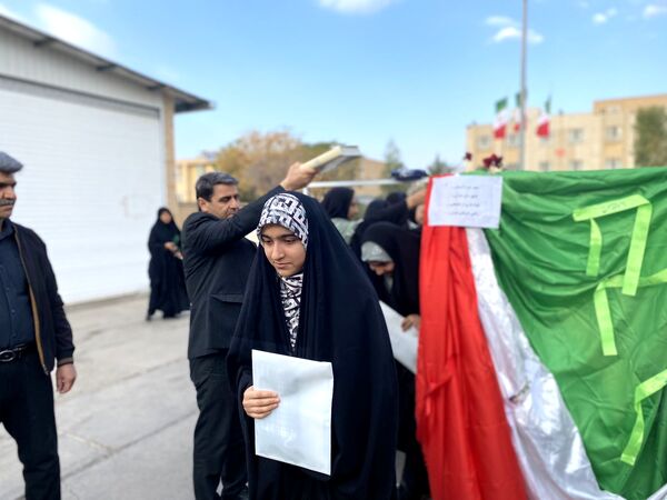 اعزام دانش‌آموزان شهرستان مه‌ولات به اردوی راهیان نور