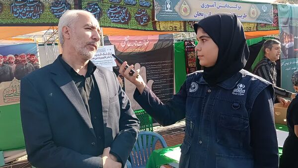 مشارکت دانش‌آموزان و فرهنگیان در اجرای برنامه‌های فرهنگی مسیر پیاده‌روی جاماندگان اربعین