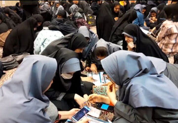 مسابقات لیگ جت دختران در حسینیه ثقلین