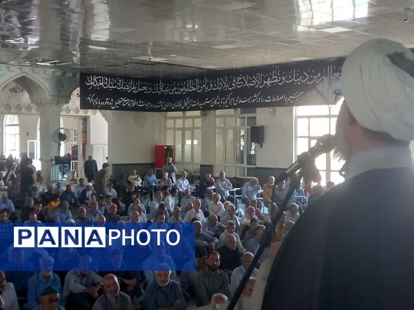 نماز جمعه ای متفاوت با بوی خون خبرنگاران شهید