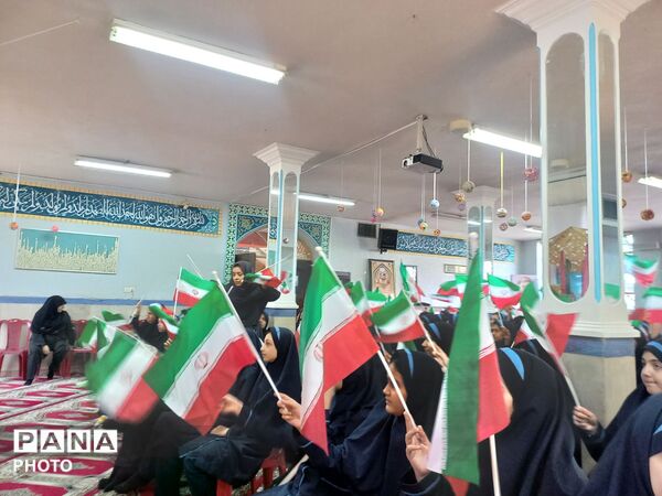 رویش جوانه‌ها در مدرسه شهید همت؛ شروعی شیرین برای پایه هفتم