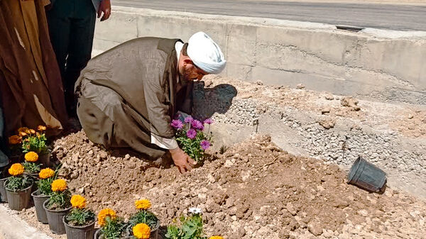 تجلیل از شهردار شهرستان مارگون به مناسب زیباسازی شهر