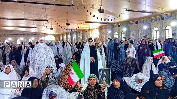 نماز جمعه عبادی و سیاسی در مصلی یاسوج