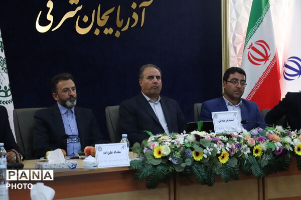 آیین اختتامیه دوازدهمین دوره مجلس دانش آموزی در تبریز