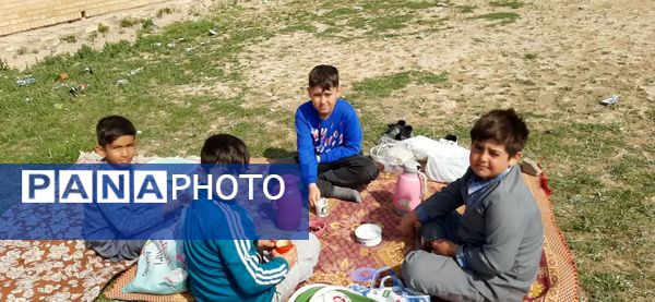 برنامه صبحانه سلام در مدرسه شهید معتمدی گز کوه