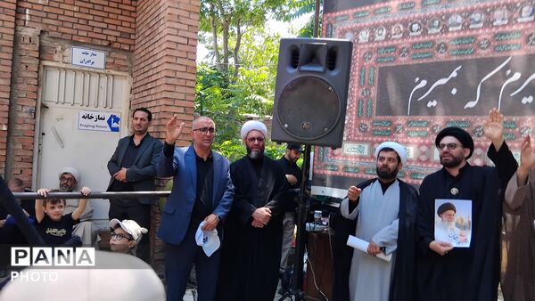 ویژه‌برنامه همگام با تشییع کنندگان آقای شهید ایران در اهر