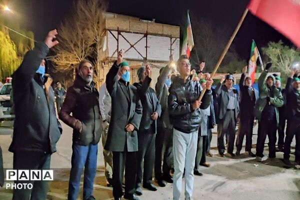 شیعه امام خود را تنها نمی گذارد 
