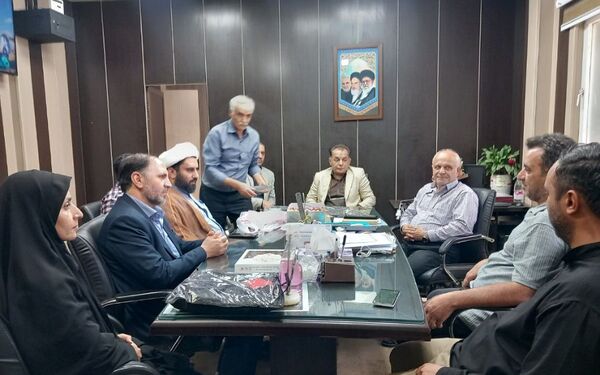 دیدار مسئولان شهرستان قرچک با خبرنگاران پیشکسوت به مناسبت روز خبرنگار