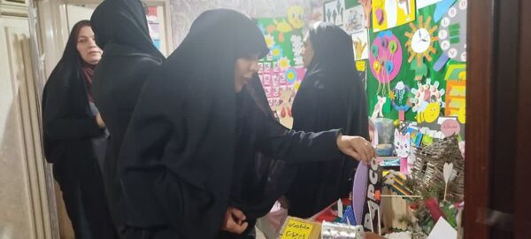 نمایشگاه بازی‌های یادگیری دبستان آیین مهر ورزی 