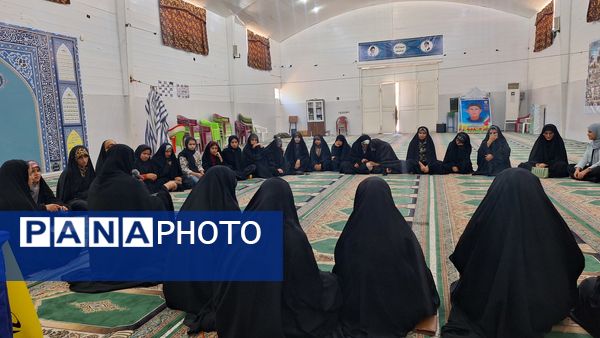 نشست کارگاهی قواعد زندگی دوره تابستانی بسیج در شهرستان لنده