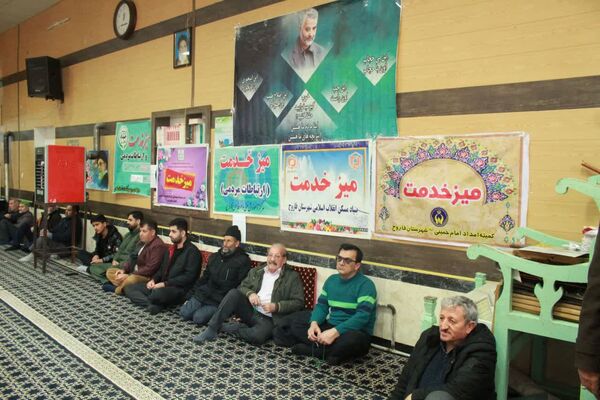  نماز عبادی، سیاسی جمعه با رنگ و بوی دهه فجر در فاروج