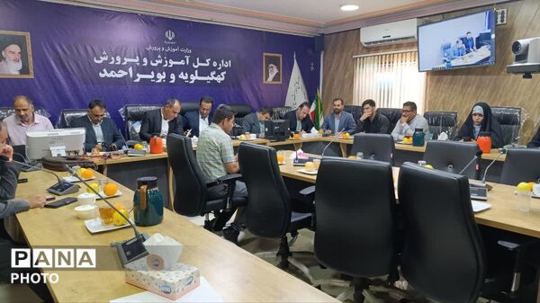 نشست خبری به‌مناسبت هفته معلم
