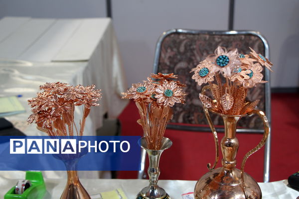  شانزدهمین نمایشگاه صنایع دستی یزد