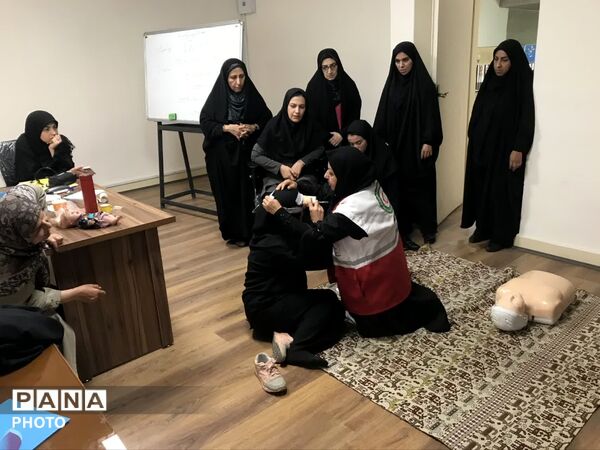 دوره آموزشی مهارت‌های خود‌امدادی و دگر‌‌امدادی در تهران