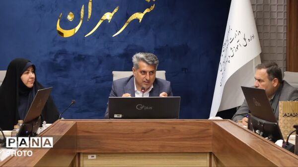 تجلیل از طلایه‌داران تشکیلاتی شهر تهران