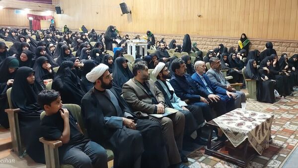 همایش دختران فاطمی در مجتمع فرهنگی نور قم