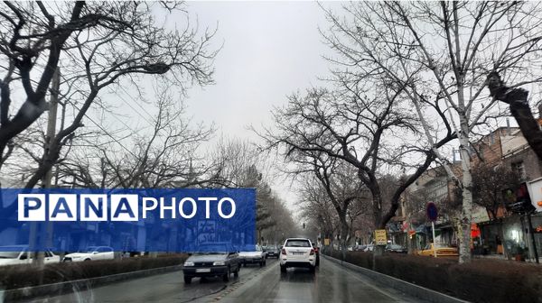 بارش نعمت‌های خداوند در آسمان مشهد