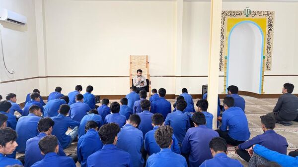 مراسم ایام فاطمیه در دبیرستان پسرانه امیرکبیر منطقه سندرک