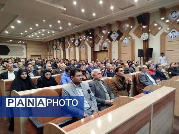 آیین تجلیل از برترین‌های فوتبال و فوتسال شهرستان کاشمر 