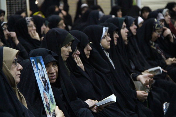 برگزاری کاروان سرباز فصل پنجم روایت یزد در حسینیه محمودآباد