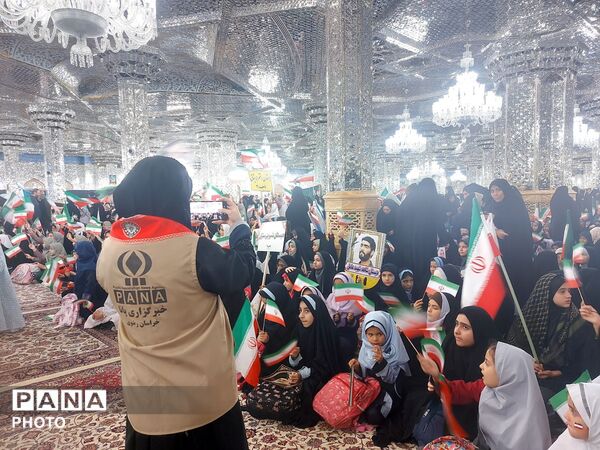 مراسم اربعین شهدای میناب و رهبر شهید در حرم رضوی