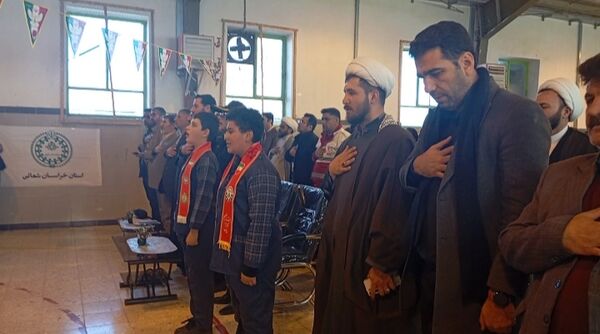 برگزاری مراسم زنگ انقلاب در فاروج