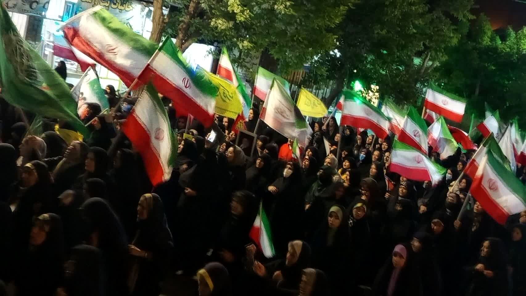 آینده‌سازان شازند در میدانِ اتحاد؛ نسل چهارمی‌ها پای‌کار اقتدار ایران