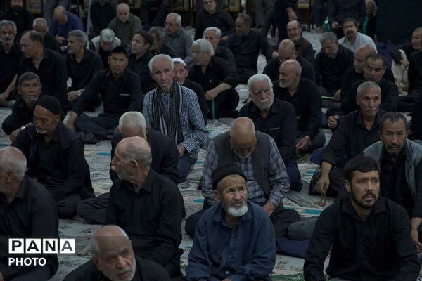 شکوه نمازجمعه این هفته باقرشهر و کهریزک با حضور عزاداران حسینی 