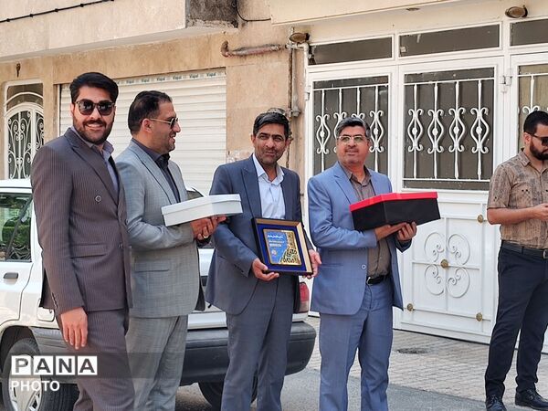 تقدیر از معلمان بازنشسته توسط آموزش و پرورش ناحیه سه