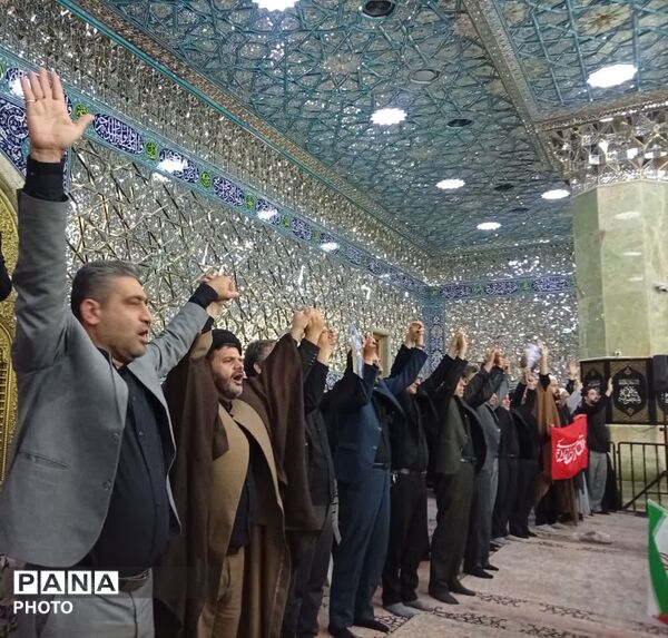 همخوانی سرود «باید برخاست» در قم