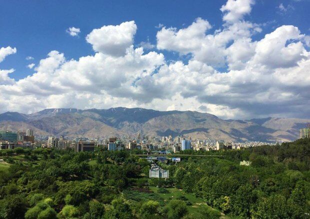 هوای «صاف تا کمی ابری» تهران