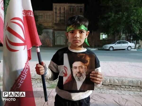 دهه نودی‌‌های یزدی پای کار انقلاب