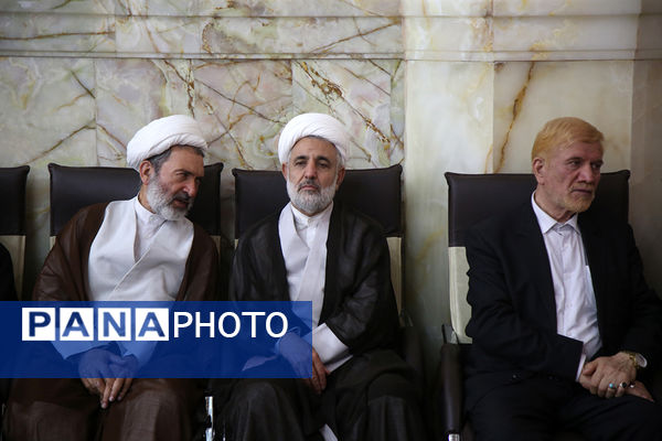 مراسم هفتم شهدای خدمت با حضور سرپرست ریاست جمهوری در قم