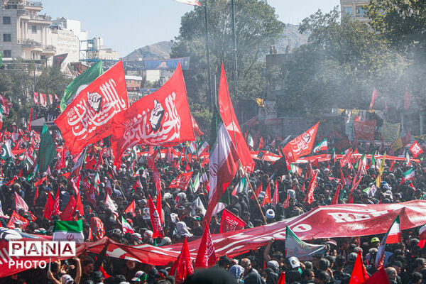 تشییع پیکر رهبر شهید انقلاب در مشهد مقدس-۲
