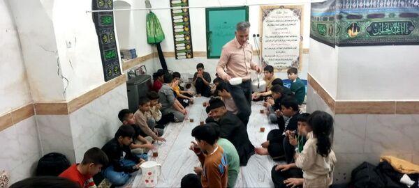 مسجد صاحب‌الزمان فدافن صحنه‌ی شکوفایی معنویت نوجوانان در آیین اعتکاف