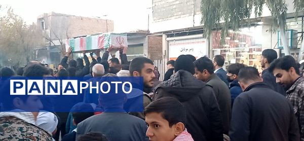 بدرقه شهدای گمنام در شهرستان کوهپایه 