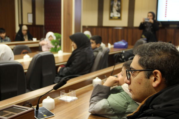 مراسم تقدیر از برندگان مسابقه «رشدی نو» در ری یک