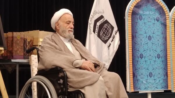 اولین اجلاس نماز با عنوان نماز نسل‌نو و رسالت ما در کاشان