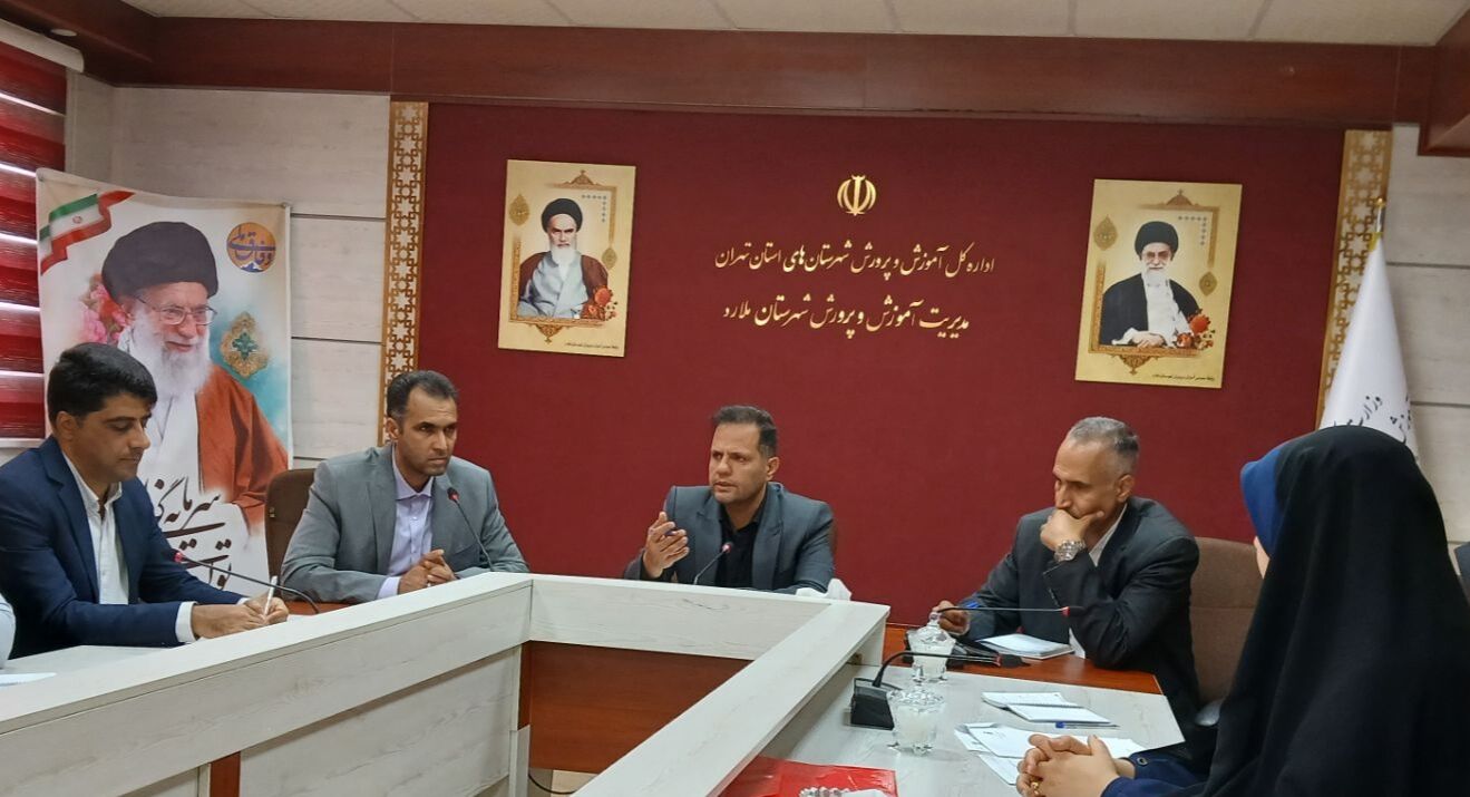 برپایی دو پایگاه انتخاب رشته کنکور در ملارد با هدف تحقق عدالت آموزشی