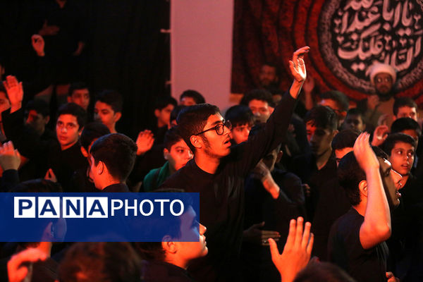 محفل عزاداری نوجوانان فاطمی در دهه اول محرم الحرام