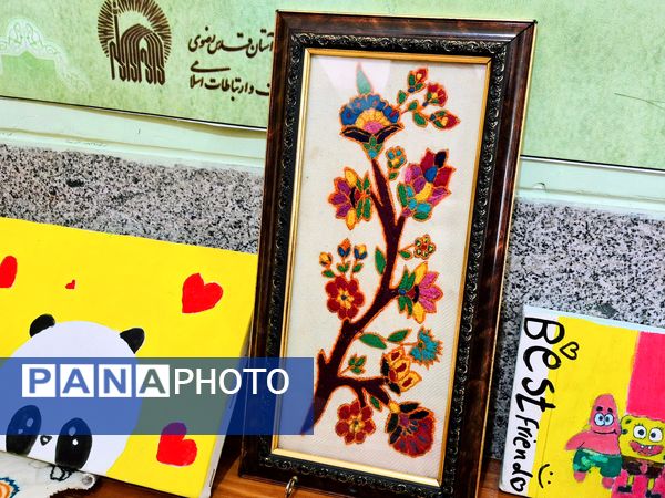 رویداد کارآفرینی دانش‌آموزان عنبرآباد در دهه فجر