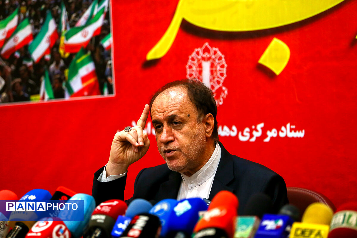 نشست خبری رئیس ستاد مرکزی دهه فجر