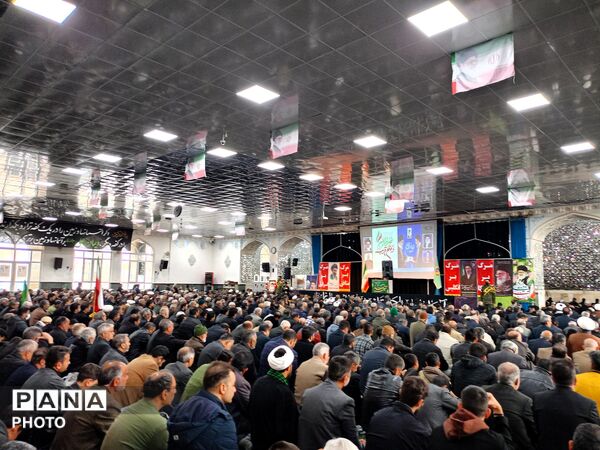 نماز جمعه در شهرستان کاشمر 
