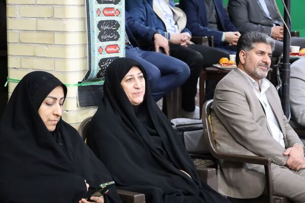 مراسم جشن تکلیف متمرکز ۳۰۰۰ نفره ویژه دانش‌آموزان دختر شهر یزد
