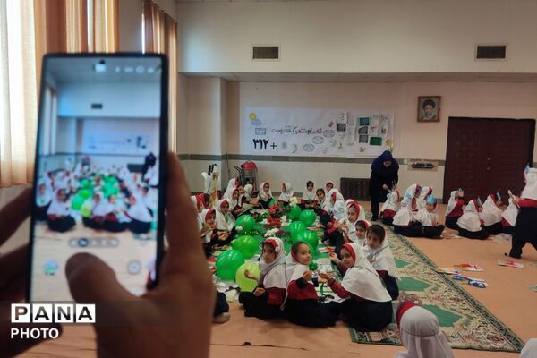 جشن قرآن کلاس‌اولی‌ها در دبستان رضوان