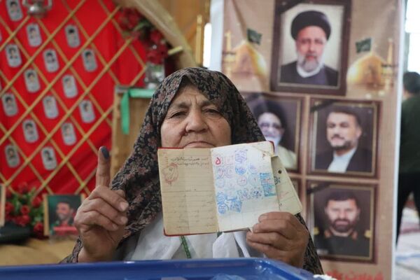 حضور حداکثری مهریزی‌ها در پای صندوق رأی