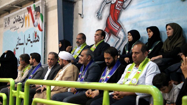 همایش سپاس مربی در یزد
