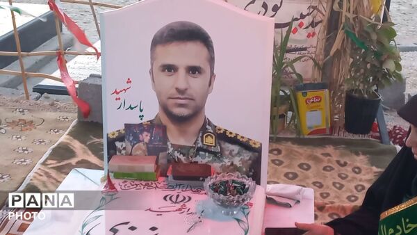 تکریم خانواده شهید حبیب نوذری در شهرستان جم
